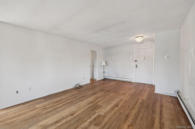 107 N Broadway 113, White Plains, NY 10601