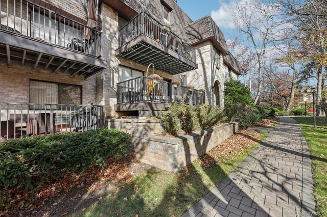 107 N Broadway 113, White Plains, NY 10601