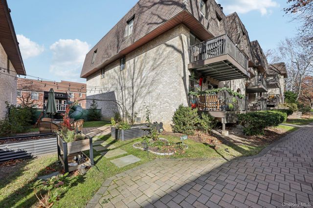 107 N Broadway 113, White Plains, NY 10601