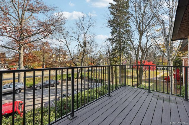 107 N Broadway 113, White Plains, NY 10601