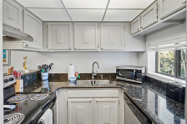 6157 MIDNIGHT PASS ROAD E23, Sarasota, FL 34242