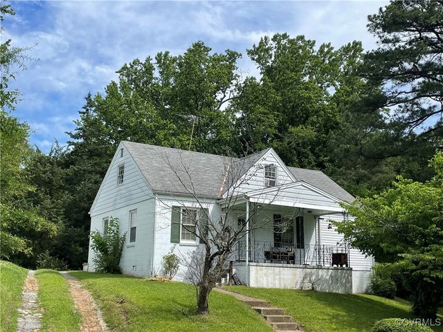 737 Jefferson Pl, Petersburg, VA 23803