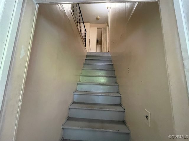 737 Jefferson Pl, Petersburg, VA 23803