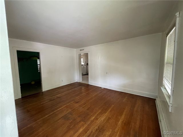 737 Jefferson Pl, Petersburg, VA 23803
