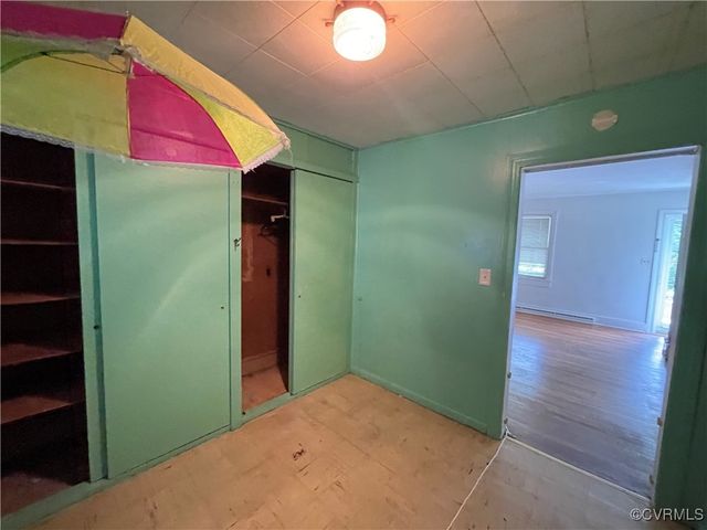 737 Jefferson Pl, Petersburg, VA 23803