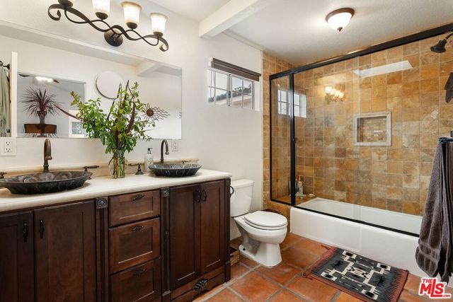 4333 Vantage Avenue, Studio City, CA 91604