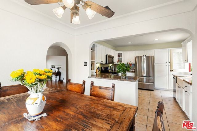 4333 Vantage Avenue, Studio City, CA 91604