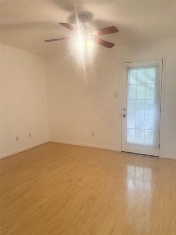 11201 Lynbrook Drive 3822, Houston, TX 77042