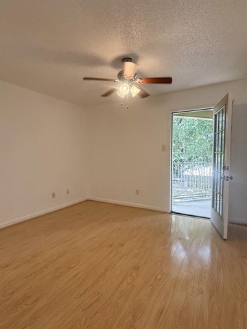 11201 Lynbrook Drive 3822, Houston, TX 77042