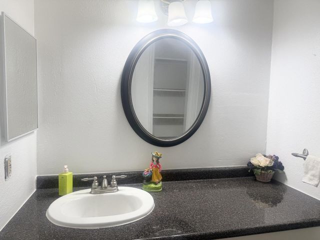 11201 Lynbrook Drive 3822, Houston, TX 77042