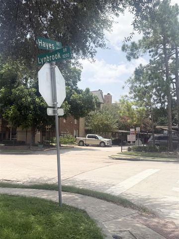 11201 Lynbrook Drive 3822, Houston, TX 77042