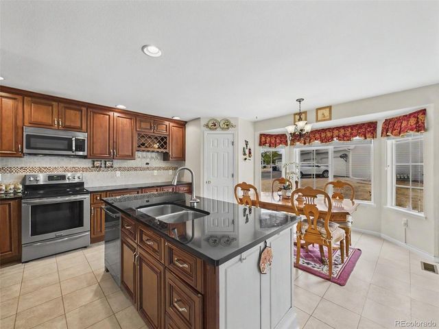 25 Lindenwood Circle, Johnstown, CO 80534