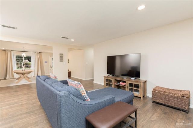 1609 Ulex Avenue, Mcallen, TX 78504