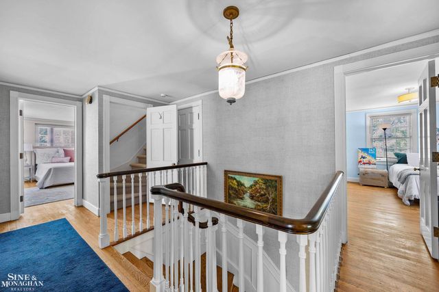 93 Merriweather Road, Grosse Pointe Farms, MI 48236