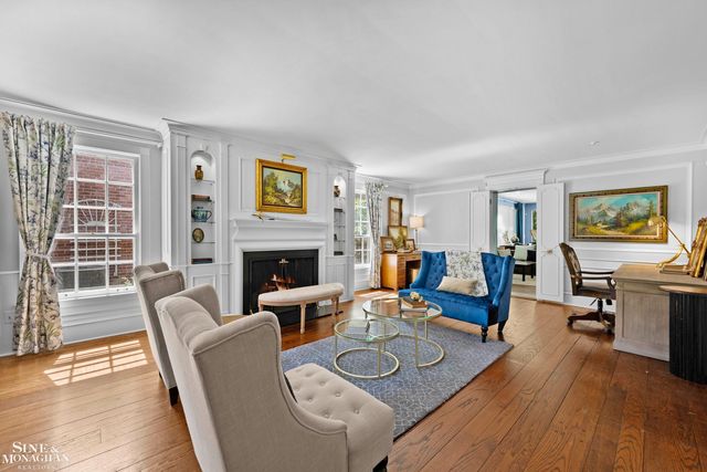 93 Merriweather Road, Grosse Pointe Farms, MI 48236