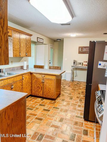 8178 Hwy 198, Lucedale, MS 39452