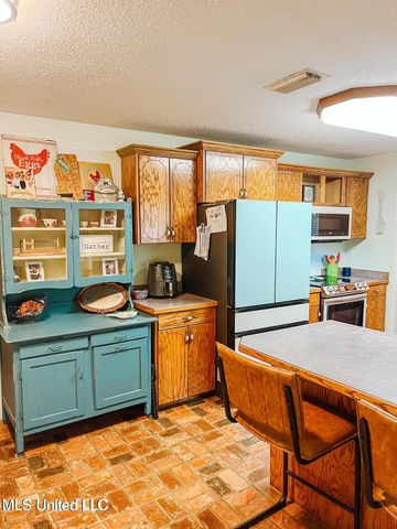 8178 Hwy 198, Lucedale, MS 39452