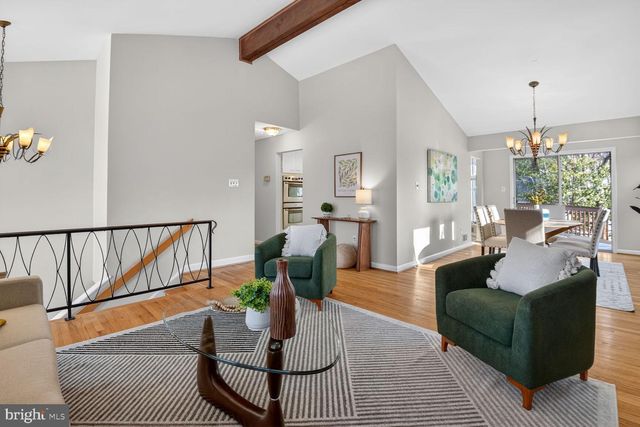 6418 BANNOCKBURN DR, Bethesda, MD 20817