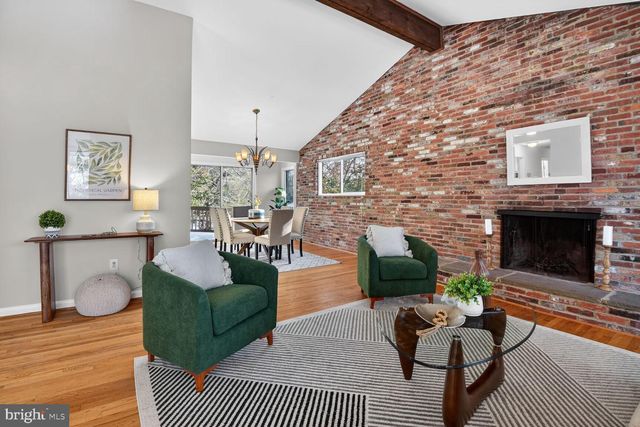 6418 BANNOCKBURN DR, Bethesda, MD 20817