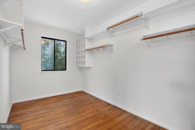 6418 BANNOCKBURN DR, Bethesda, MD 20817