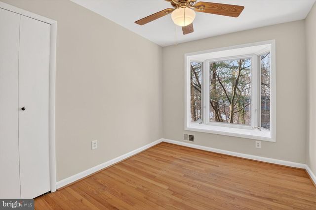 6418 BANNOCKBURN DR, Bethesda, MD 20817