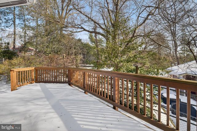 6418 BANNOCKBURN DR, Bethesda, MD 20817