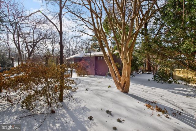 6418 BANNOCKBURN DR, Bethesda, MD 20817