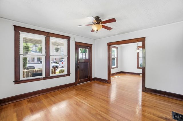 4377 Virginia Ave, Cincinnati, OH 45223