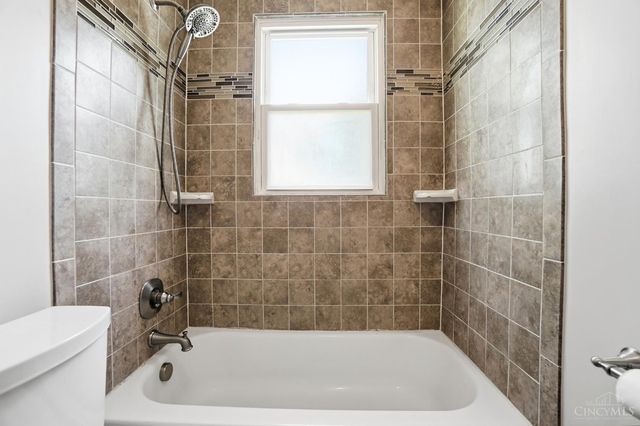 4377 Virginia Ave, Cincinnati, OH 45223