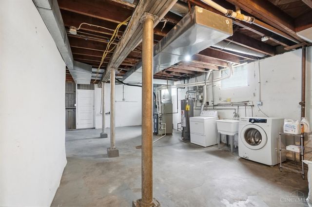4377 Virginia Ave, Cincinnati, OH 45223