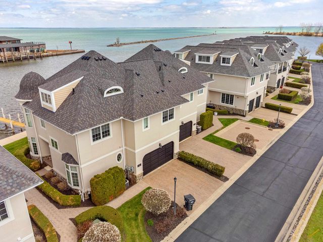33070 VENETIAN POINTE Drive, Harrison Twp, MI 48045