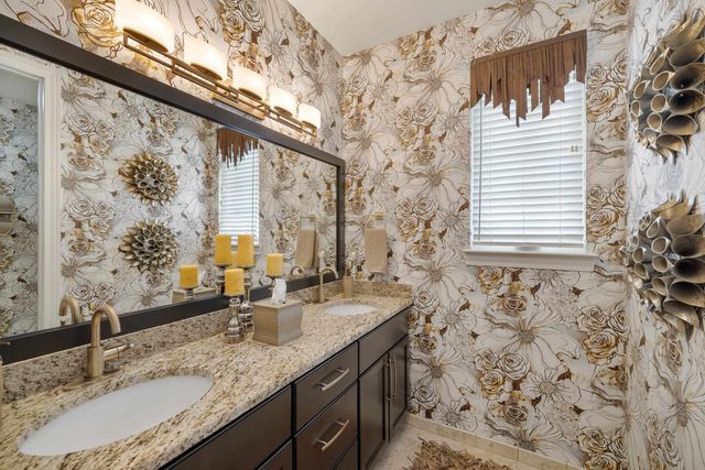 33070 VENETIAN POINTE Drive, Harrison Twp, MI 48045