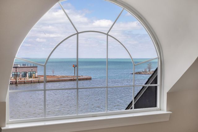 33070 VENETIAN POINTE Drive, Harrison Twp, MI 48045