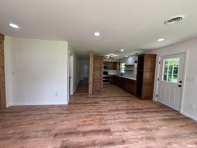 208 Dorris Drive, Metropolis, IL 62960