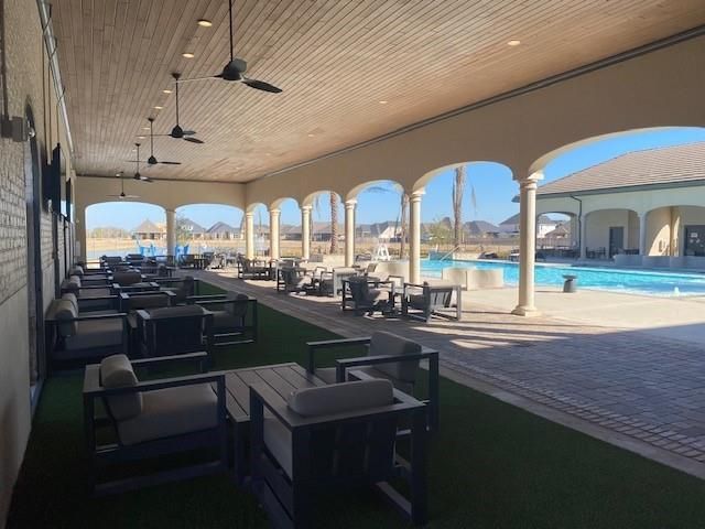 19223 Belmont Stakes Way, Tomball, TX 77377