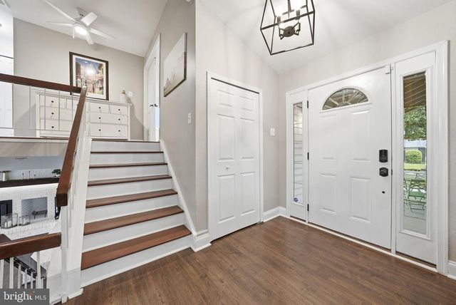 101 PARK HILL CT, Sterling, VA 20164