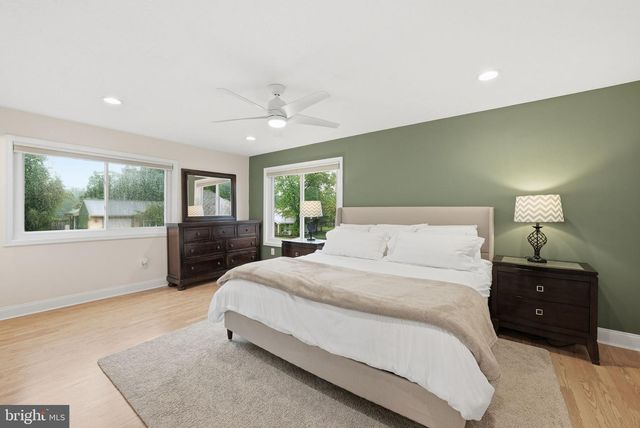 101 PARK HILL CT, Sterling, VA 20164