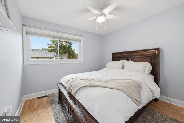101 PARK HILL CT, Sterling, VA 20164