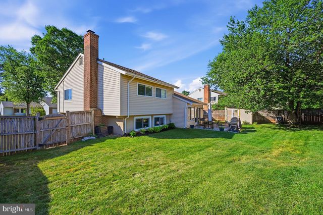 101 PARK HILL CT, Sterling, VA 20164