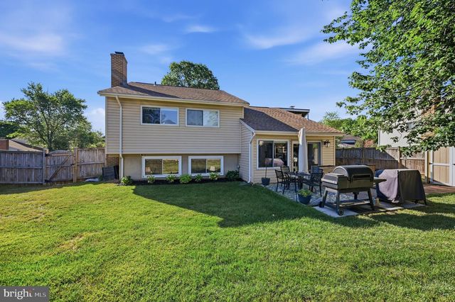 101 PARK HILL CT, Sterling, VA 20164