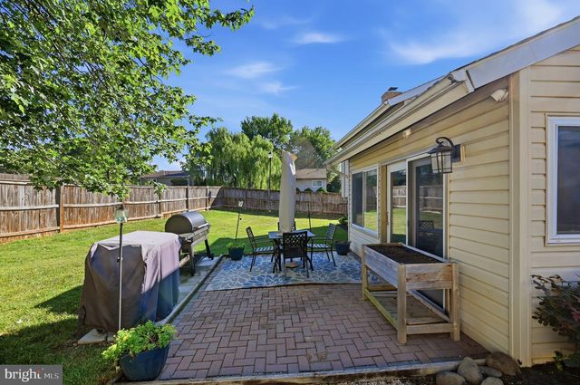 101 PARK HILL CT, Sterling, VA 20164