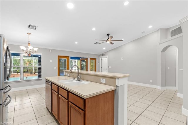 2004 NE 35th ST, Cape Coral, FL 33909