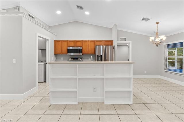 2004 NE 35th ST, Cape Coral, FL 33909