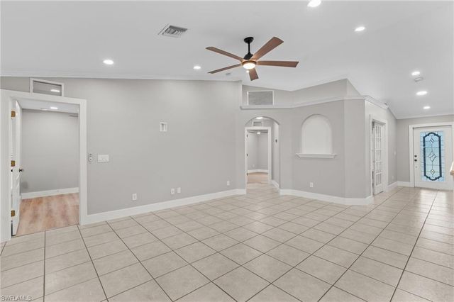 2004 NE 35th ST, Cape Coral, FL 33909