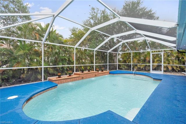 2004 NE 35th ST, Cape Coral, FL 33909