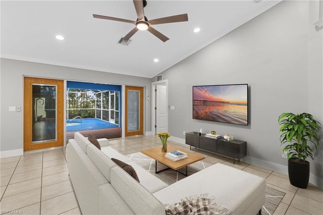 2004 NE 35th ST, Cape Coral, FL 33909