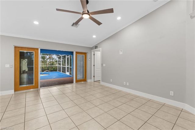 2004 NE 35th ST, Cape Coral, FL 33909