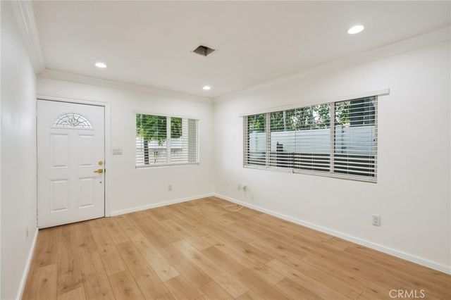 7015 Amigo, Reseda, CA 91335