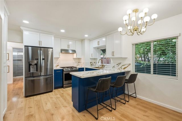 7015 Amigo, Reseda, CA 91335