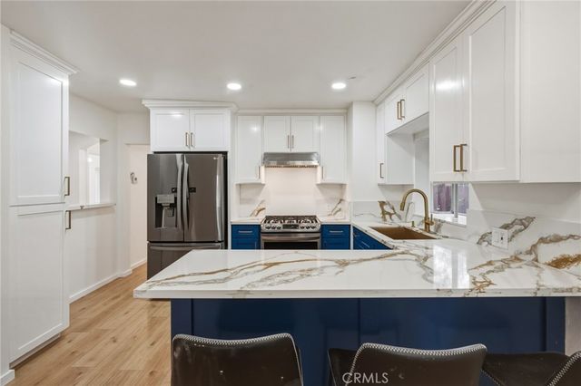 7015 Amigo, Reseda, CA 91335